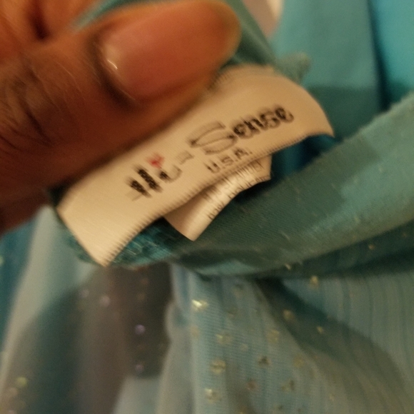 Blue prom dress - Picture 3 of 3